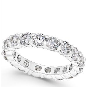 Crystal All-Around Ring Charter Club